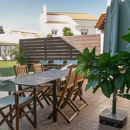Matias Terrace House * Lourinha (Lisbon)