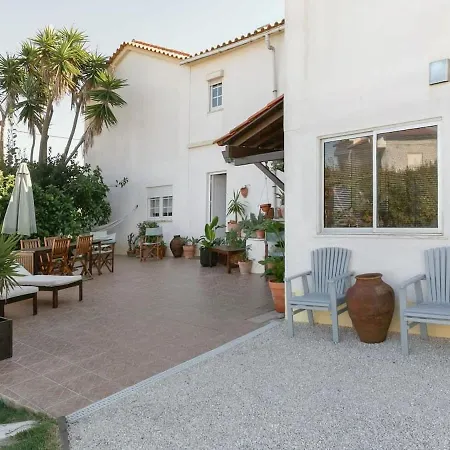 Matias Terrace House شقة
