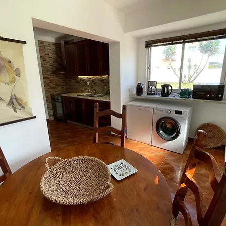 Matias Terrace House 아파트 *
